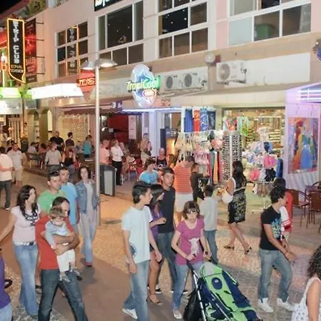 Apartmán Edificio Safira Da Rocha Portimão