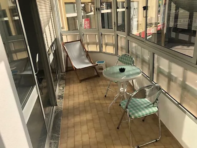 アパート Edificio Safira Da Rocha ポルティマン