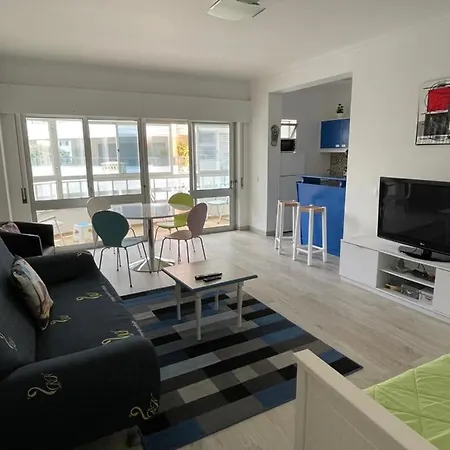 Edificio Safira Da Rocha ポルティマン